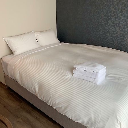 Mr.Kinjo Inn Sky Harbor Наха Екстериор снимка
