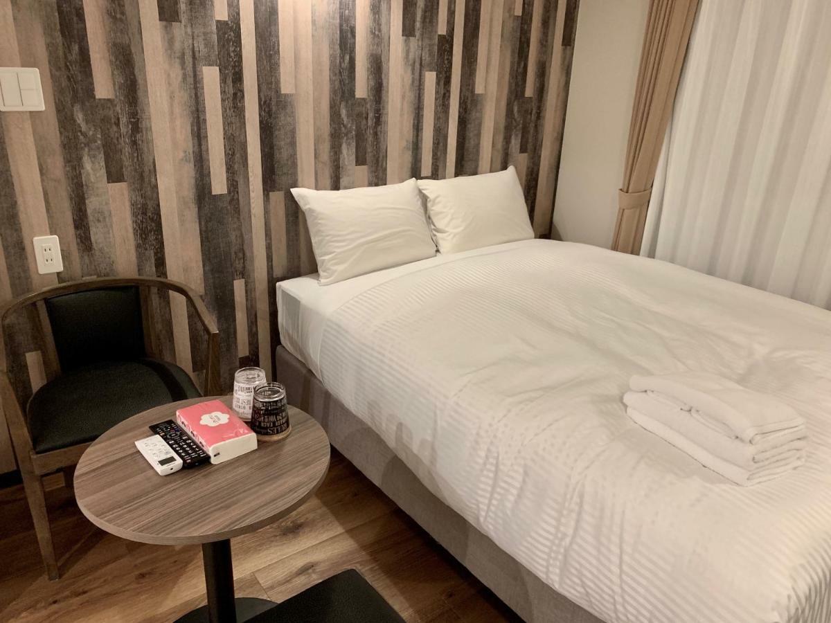 Mr.Kinjo Inn Sky Harbor Наха Екстериор снимка